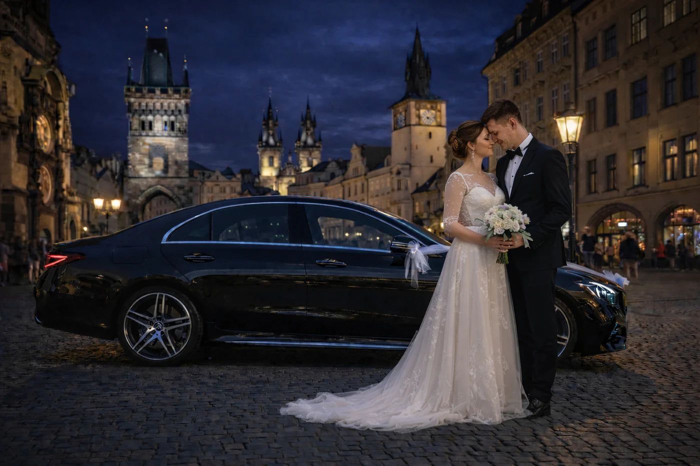 Autoschmuck Hochzeit Blumendeko Motorhaube - SOLENA