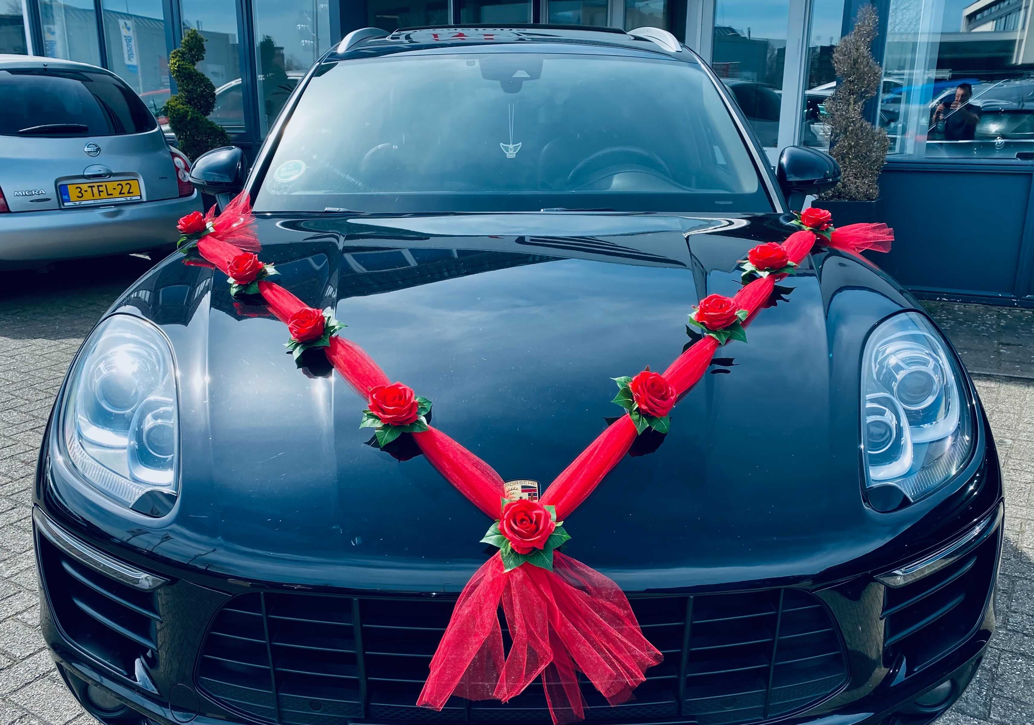 Blumengesteck für die Motorhaube - Luna