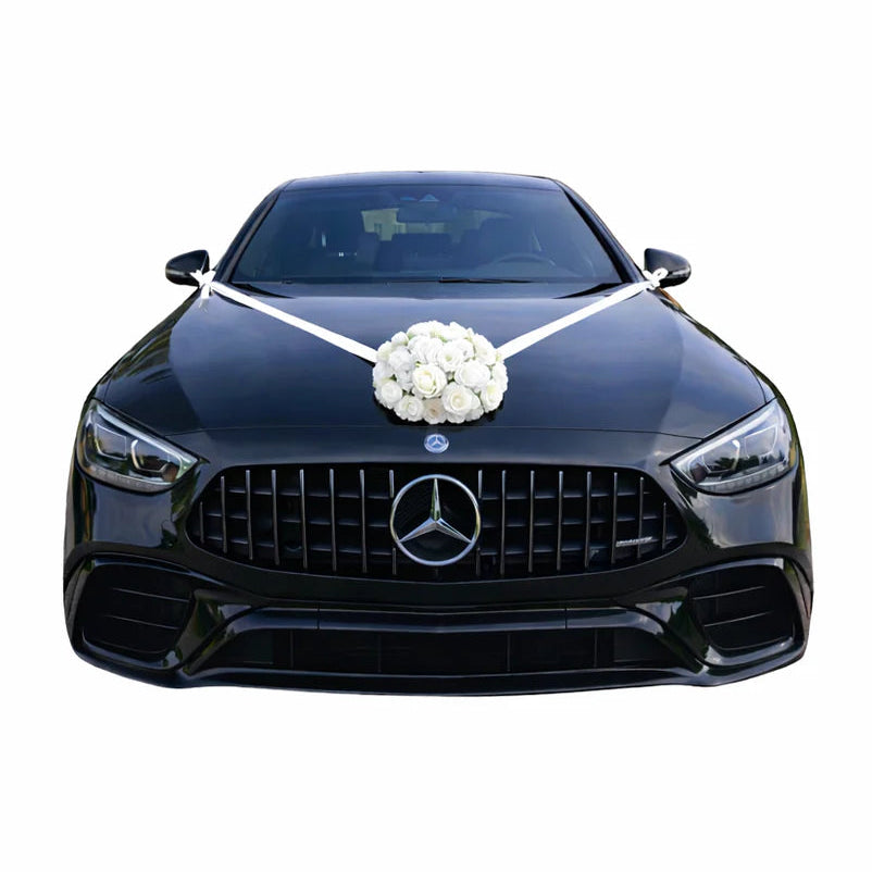 Autoschmuck Hochzeit Autodeko RIA Rosen Gesteck Weiss Blumendeko Motorhaube Dekoration