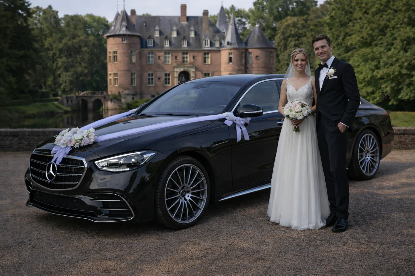 Autoschmuck Hochzeit Blumendeko Motorhaube - OLYMPIA