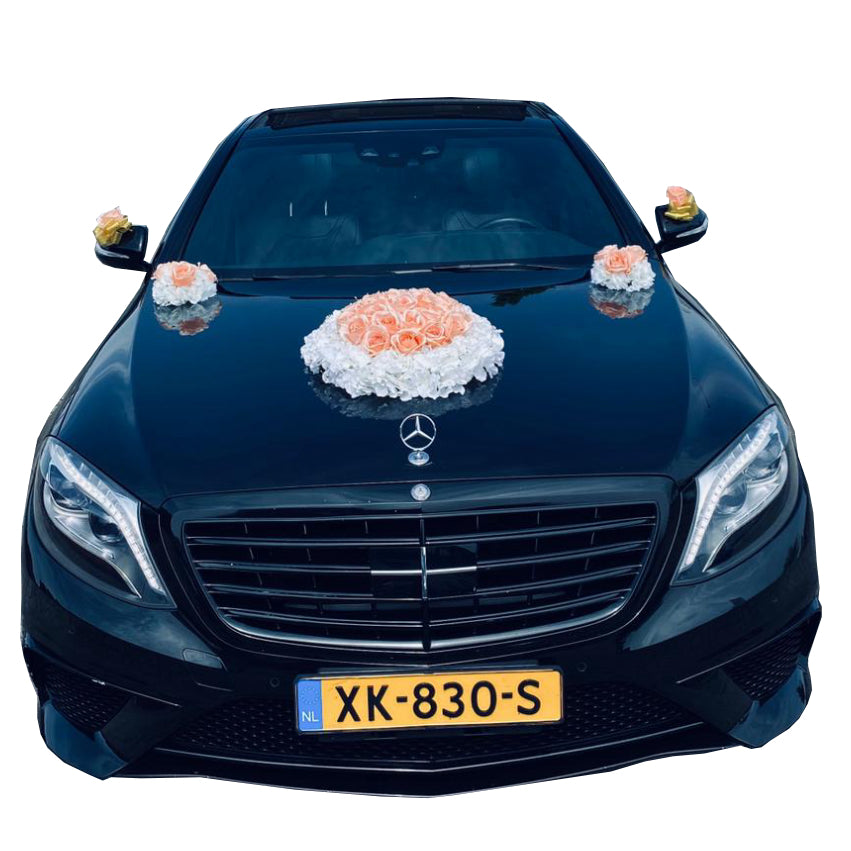 Blumengesteck für die Motorhaube - Emily